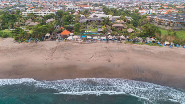 Arnalaya Beach House - Pristine Nelayan Beach